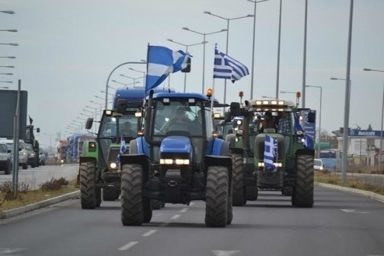Πάνω στα τρακτέρ θα καλοσωρίσουν οι αγρότες το 2019