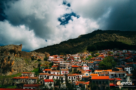 «Κλείσιμο» της Εθνικής Τράπεζας & νέες παιδικές χαρές στο Δ.Σ Σαμοθράκης 