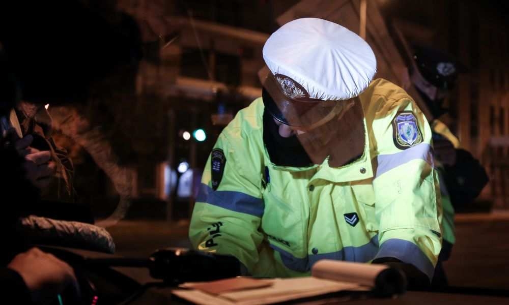 «Έσπασε» την καραντίνα και το πλήρωσε με 5.000 ευρώ!