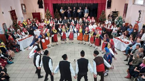 Αλλαγή σχεδίων για την «Κυριακή στο χωριό ξανά» στις Φέρες - Σε κλειστό χώρο τα γυρίσματα λόγω κακοκαιρίας