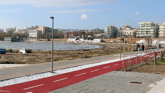 Διεκδίκηση όλη της δυτικής πλευράς του λιμανιού Αλεξανδρούπολης, ζητά η δημοτική αντιπολίτευση.