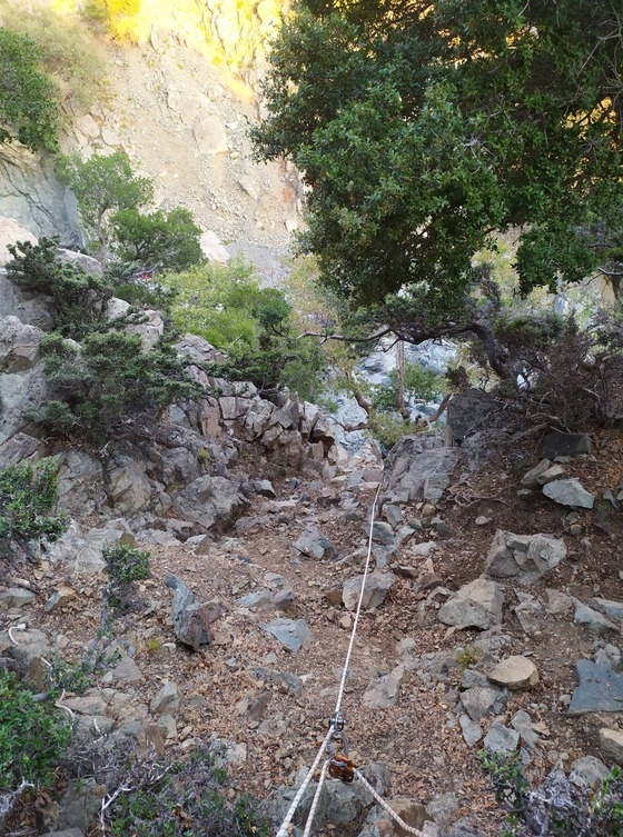 Αυτό είναι το σημείο όπου έπεσε η άτυχη γυναίκα.