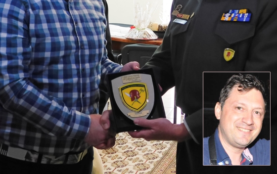 Πλάτη Έβρου: Τιμητική πλακέτα απονεμήθηκε σε Ορεστιαδίτη για τις υπηρεσίες που προσέφερε στο 21ο Σύνταγμα 