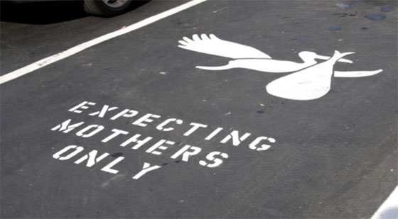 Αλεξανδρούπολη: Αυτές είναι οι νέες θέσεις στάθμευσης για τις μέλλουσες μητέρες 