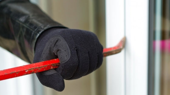 Σε κάθε περίπτωση κλοπής, ακόμα και σε απόπειρα, οι πολίτες να καλούν άμεσα το ''100'' ή το Τμήμα Ασφάλειας της περιοχής.