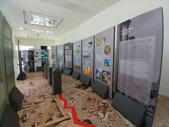 Η έκθεση είναι αφιερωμένη στην προστασία της πολιτιστικής κληρονομιάς από την αρχαιοκαπηλία