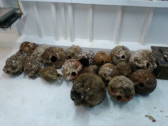 Ψαράς εντόπισε και ανέλκυσε αμφορείς 