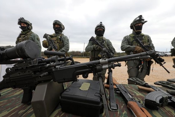 Βολές με πραγματικά πυρά και στη Σαμοθράκη