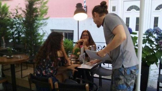 Εξορμήσεις κατά των ναρκωτικών σε Αλεξανδρούπολη και Ορεστιάδα από ΚΝΕ & ΚΚΕ