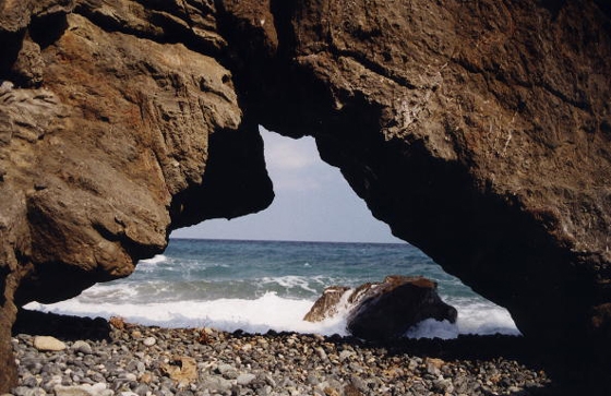 Σαμοθράκη: Στην παραλία των Κήπων βρέθηκαν οι παράτυποι μετανάστες - Κάλεσαν για βοήθεια από κινητό 