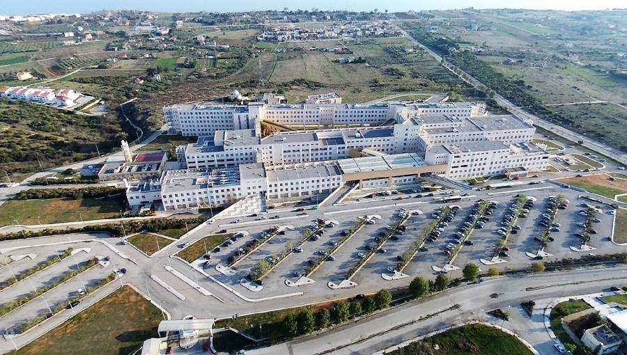 Ορίστηκαν τα νοσοκομεία αναφοράς για τον κοροναϊό σε όλη τη χώρα - "Μέσα" και το ΠΓΝΑ
