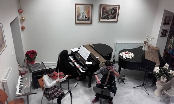 Μέσω διαδικτύου συνεχίζονται τα μαθήματα από το Δημοτικό Ωδείο Αλεξανδρούπολης 