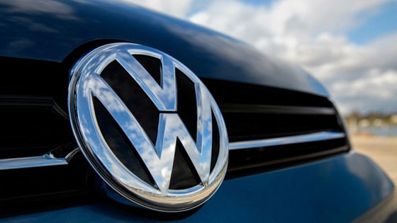 Η μετάφραση της επωνυμίας της εταιρίας από τα Γερμανικά σημαίνει "Το Αυτοκίνητο του Λαού".