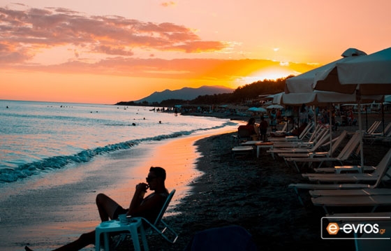 Ανοίγουν σήμερα οι εσωτερικοί χώροι εστίασης - Με μουσική & ποτό στις παραλίες