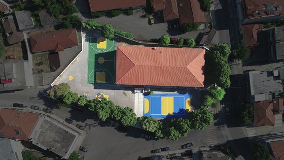 Η Ένωση «Μαζί για το Παιδί» ανακατασκευάζει δύο γήπεδα στο 3ο Δημοτικό Σχολείο Διδυμοτείχου (video)