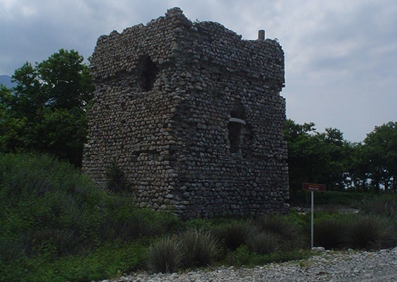 Αυτοψία της Υπ. Πολιτισμού στον Πύργο Φονιά στη Σαμοθράκη - Ζήτησε να καταστεί και πάλι επισκέψιμος