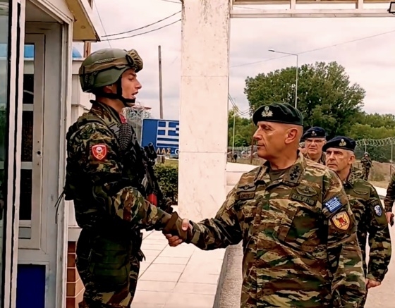 Αρχηγός ΓΕΕΘΑ από τον Έβρο: "Είμαστε έτοιμοι και δυνατοί - Ο Έβρος δεν πέφτει"