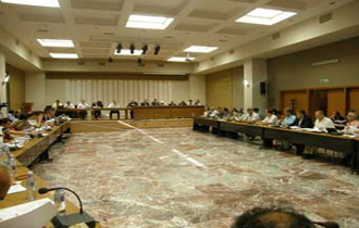 Eίκοσι έξι θα είναι τα θέματα της ημερήσιας διάταξης.