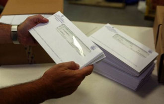 Το χέρι στην τσέπη θα κληθούν να βάλουν μετά τις καλοκαιρινές διακοπές οι φορολογούμενοι.