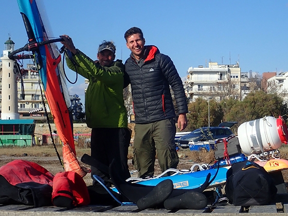 Ο Jonathan Dunnett με τον Νάσος Διδασκάλου του ΟΦΘΑ Ιστιοπολοΐας