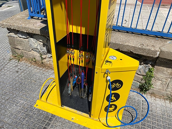 Αλεξανδρούπολη: Άγνωστοι ξήλωσαν εργαλεία από τον σταθμό επισκευής ποδηλάτου