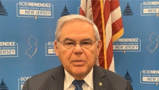 Μπομπ Μενέντεζ: «Η Αλεξανδρούπολη σημαντικός αμυντικός κόμβος των ΗΠΑ και του ΝΑΤΟ»