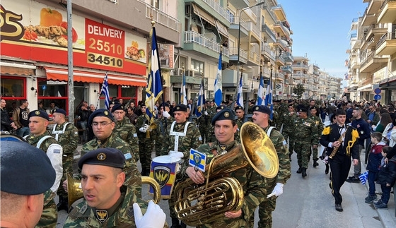 Η παρέλαση της 25ης Μαρτίου 2023 στην Αλεξανδρούπολη (photo & video)