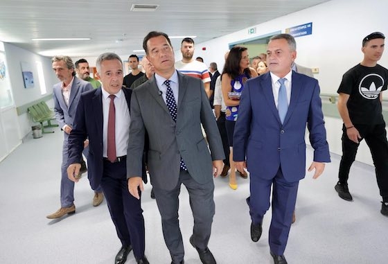 Οι πρόεδροι των Συλλόγων καταγγέλλουν ότι κανένας εκπρόσωπός τους δεν προσκλήθηκε στις επισκέψεις του Υπουργού.