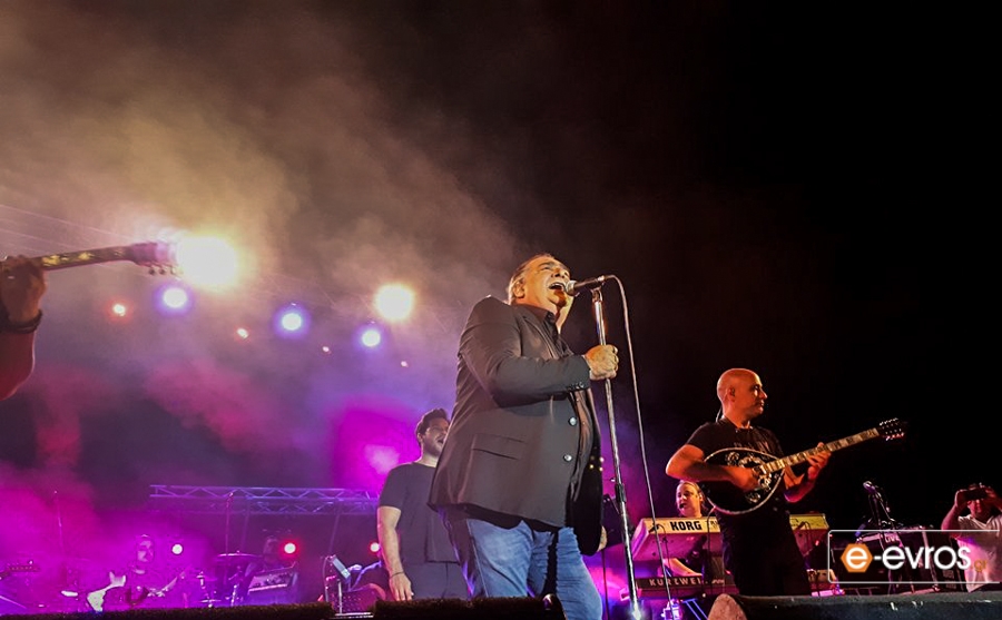 Όταν το 15ο Φεστιβάλ Τυχερού... "συνάντησε" τον Βασίλη Καρρά