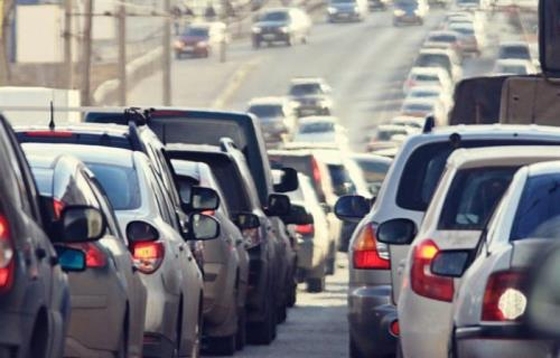 Επιστροφή πινακίδων και αδειών οδήγησης για παραβάσεις παράνομης στάθμευσης