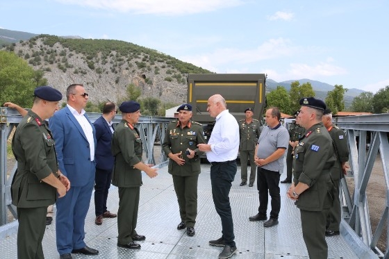 Παρουσία του Περιφερειάρχη Χ. Μέτιου η τελετή παραλαβής των νέων μηχανημάτων Μηχανικού του Δ’ Σώματος Στρατού