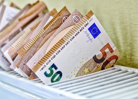 Δύο μέρες πριν τα Χριστούγεννα αναμένεται να δοθεί στους δικαιούχους η προκαταβολή του επιδόματος θέρμανσης.