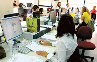 Αρκεί μια απλή υπεύθυνη δήλωση. 