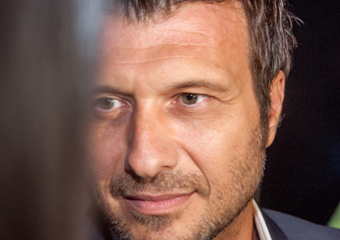 Φιλικός και άνετος μίλησε στην κάμερα του e-evros.gr.