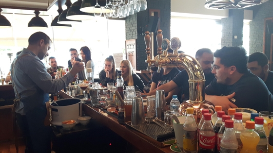 Τα νέα cocktails του Zucca, δια χειρός του γνωστού bartender και mixologist Άρη Χατζηαντωνίου