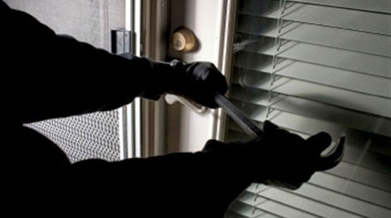 Διέρρηξαν για δεύτερη φορά σε ένα μήνα μίνι μάρκετ στην Αλεξανδρούπολη