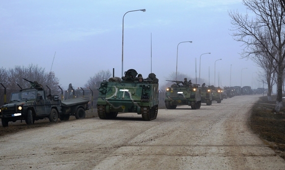 Έβρος: Χαράματα βγήκαν στους δρόμους τα άρματα της 30 Μ/Κ ΤΑΞ