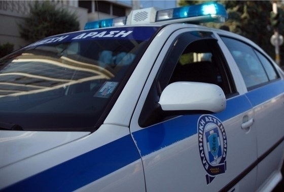 Χειροπέδες σε εννέα άτομα στην ΑΜΘ για διακίνηση & κατοχή ναρκωτικών