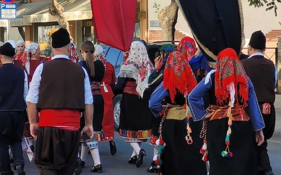 Ο Σύλλογος Ανατολικής Ρωμυλίας Έβρου κατήγγειλε δημόσια τον αποκλεισμό του από τον ετήσιο χορό του Ομίλου Παράδοσης Ανατολικής Ρωμυλίας Θράκης.