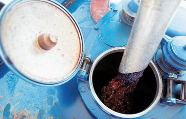 Ξεκίνησε από το βράδυ της Τρίτης 17ης Δεκεμβρίου η διαδικασία πίστωσης των χρημάτων στους τραπεζικούς λογαριασμούς.