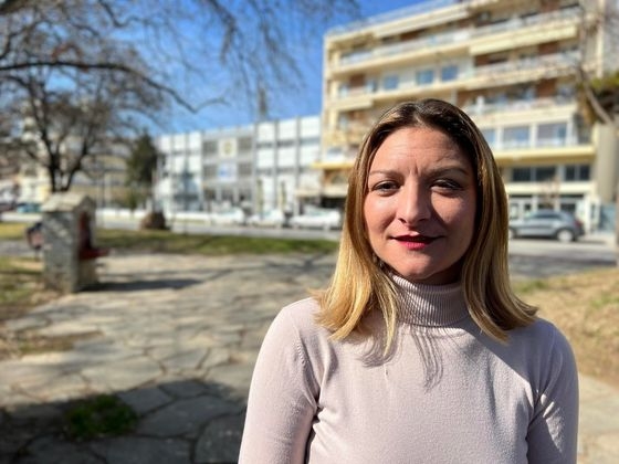 H βουλευτής Έβρου με τον ΣΥΡΙΖΑ - ΠΣ, Νατάσα Γκαρά. 