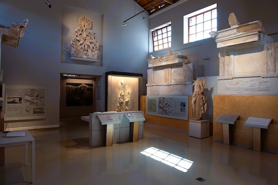 Η αθρόα προσέλευση, που ανέρχεται καθημερινά κατά μέσο όρο στα 500 άτομα!