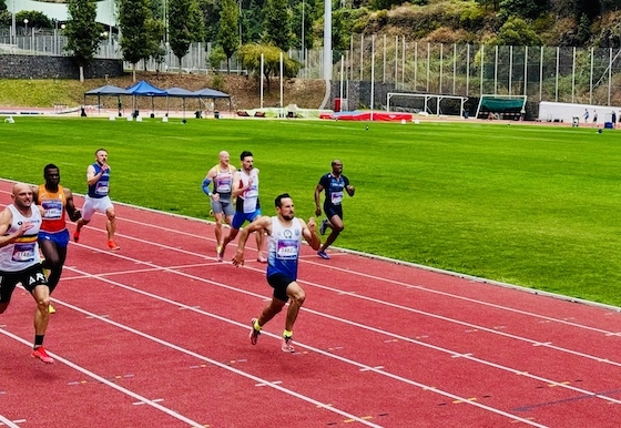 Στο "κόψιμο της κορδέλας" στην κούρσα των 200μ