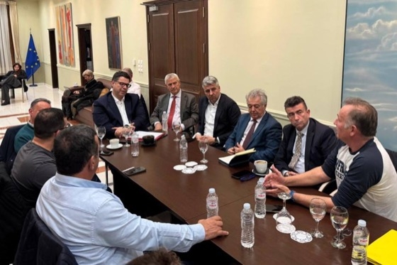 Στιγμιότυπο από τη συνάντηση των αγροτών