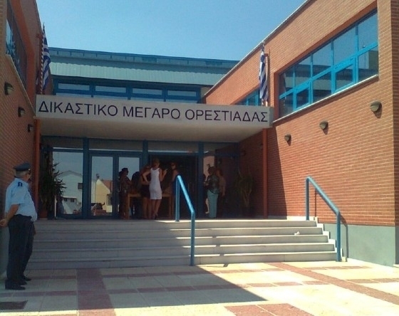 Προφυλακίστηκαν οι 5 συνοριοφύλακες που κατηγορούνται για διακίνηση μεταναστών