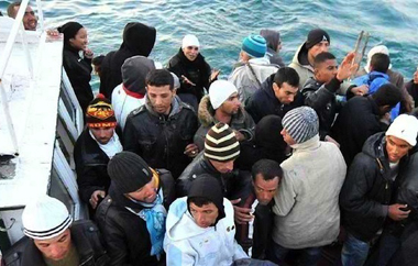 Με αντάλλαγμα την έναρξη της διαδικασίας άρσης της υποχρέωσης θεώρησης για Τούρκους πολίτες.