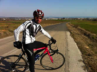 Προτρέπει όλους τους Αλεξανδρουπολίτες, να πάρουν το ποδήλατο τους μιας και η πόλη το 'σηκώνει'.