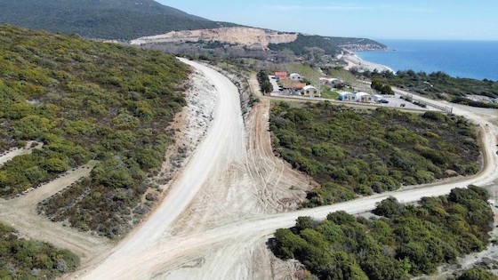 Το έργο είναι ιδιαίτερα σημαντικό καθώς διασχίζει περιοχές μοναδικής ιστορικής και φυσικής αξίας.