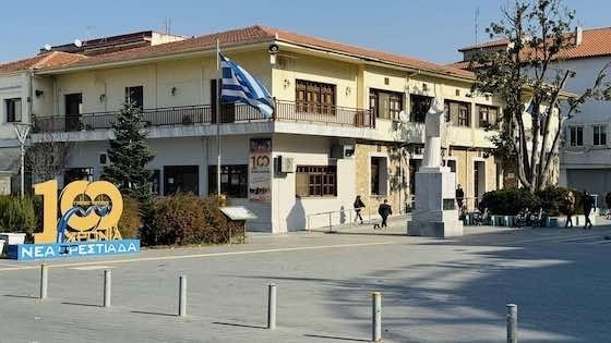Δήμος Ορεστιάδας: Χρηματοδότηση 790.000 ευρώ για νέα οχήματα και κάδους απορριμμάτων Δήμος Ορεστιάδας: Χρηματοδότηση 790.000 ευρώ για νέα οχήματα και κάδους απορριμμάτων