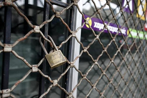 "Λουκέτο" στα καταστήματα της Αλεξανδρούπολης